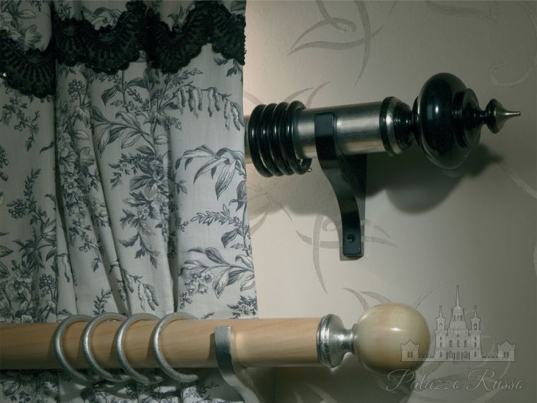 Карнизы, дерево, цвет - Ebony & Silver Leaf/ Pale Ash/ Details, Radcliffe/ Cronkill, Byron And