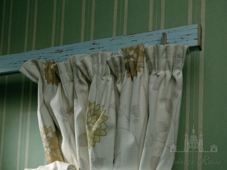 Карнизы, дерево, металл, пластик, цвет - Powder Blue Scratched, New England Polmet, Byron And