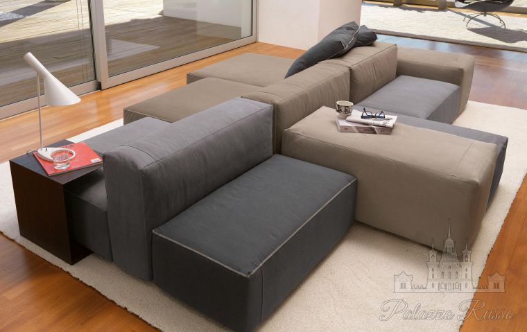 Мягкая мебель, диван, отделка - Shabby 10b Azzurro, 08b Sacco, кожа Nabuk 05 Sabbia, композиционная гибкость, разная глубина модулей сидений и легкость в покрытии, Blo Us/ 003025, 003045,, Desiree