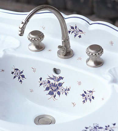 Элитная раковина, умывальник Charleston с переливом, декор - Moustier Bleu, 03 03 02, Herbeau